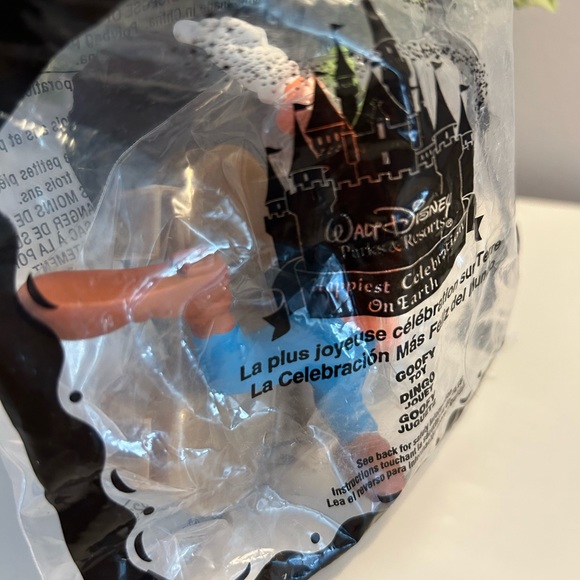 McDonald’s toy, Disney’s “Goofy” - Picture 3 of 5